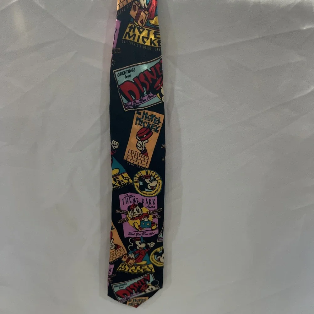 Mickey Mouse Vintage 100% Silk Ties by Mickey,‎ Inc collectors unique vintage 26